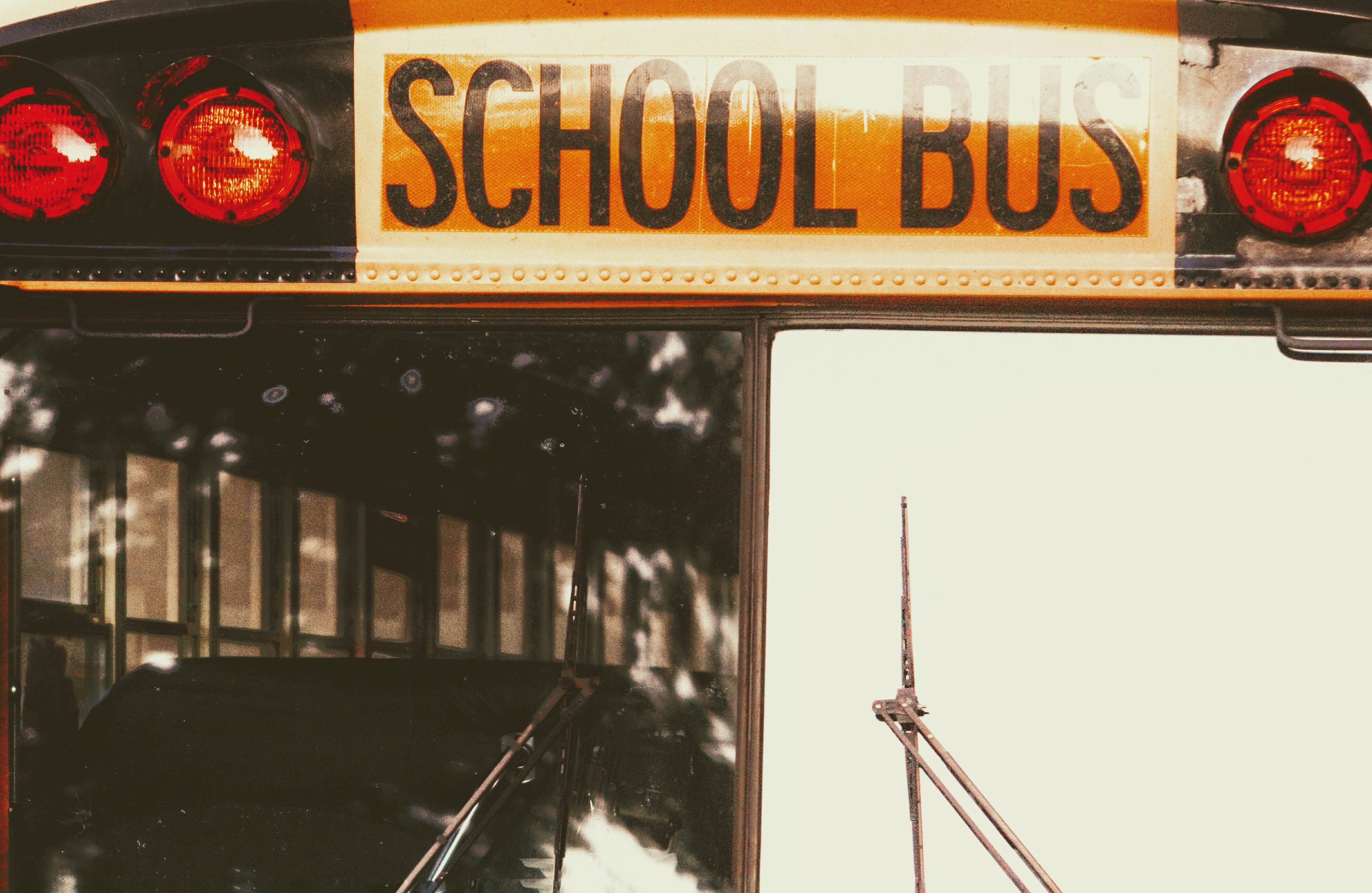 How to promote your school with custom signage